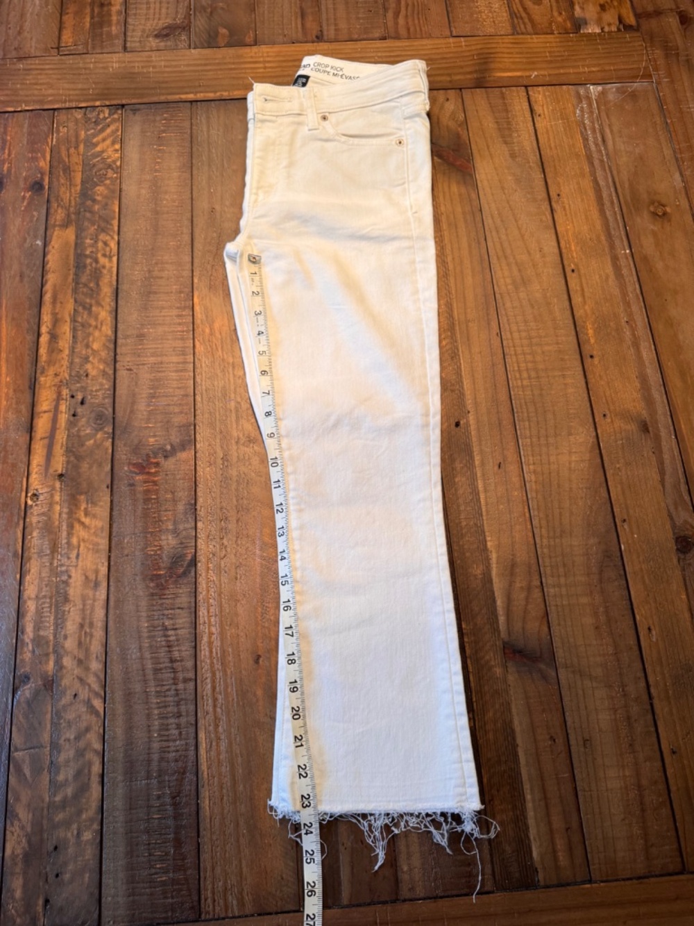Gap Crop Kick Ankle Jean. Size 2. White Denim. 2016 Collection - Picture 9 of 10